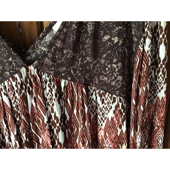 Knox Rose Top Size L Brown Batik Beaded Tassel Boho Hippie Casual Lightweight - Picture 3 of 8